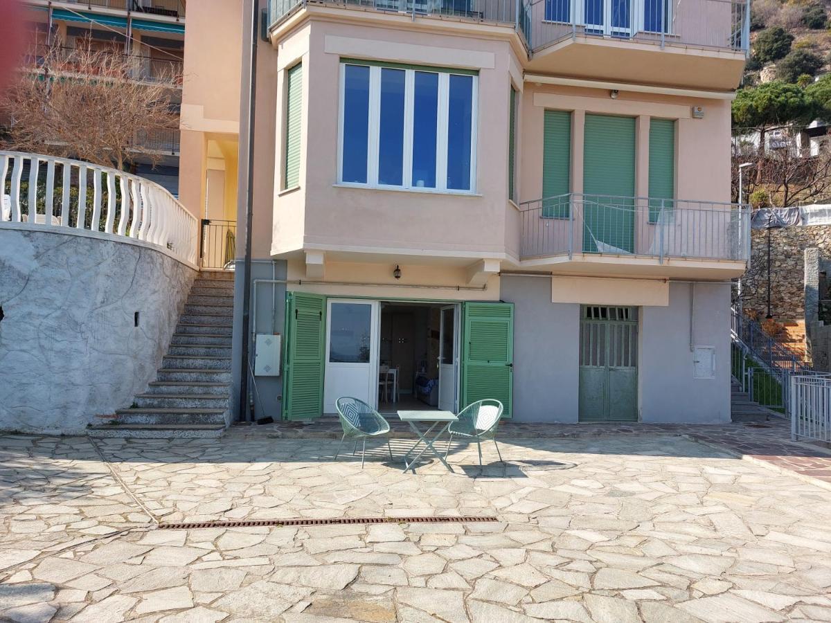 贝尔杰吉Una Finestra Sul Mare Monolocale公寓 外观 照片